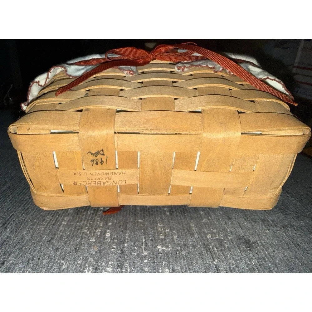 1986 Longaberger Basket – Red Bow Accent, Swing Handle - 9